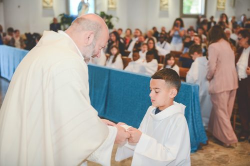 COMUNIONE-SANTIAGO CHIESA1