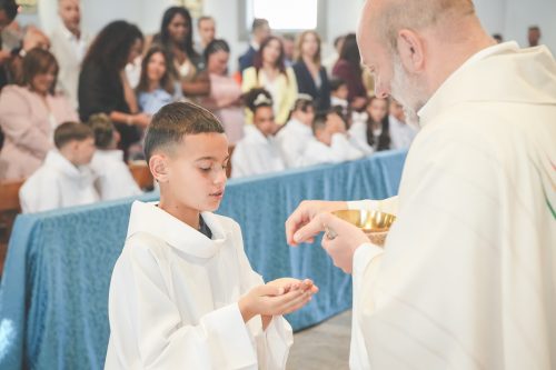 COMUNIONE-SANTIAGO CHIESA3